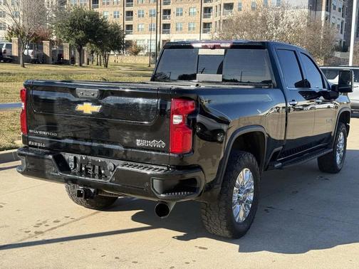 2022 Chevrolet Silverado 2500 High Country