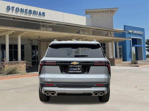 Sterling Gray Metallic 2026 Chevrolet Traverse LT