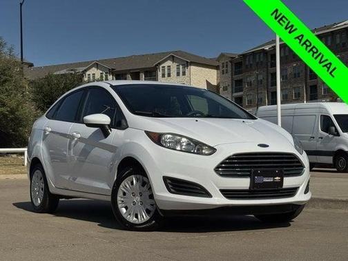 Oxford White 2017 Ford Fiesta S