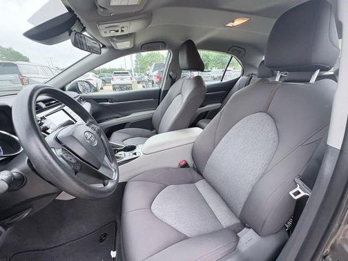 Predawn Gray Mica 2019 Toyota Camry Hybrid LE