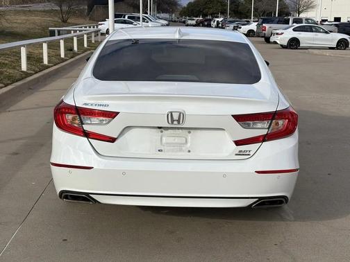 2020 Honda Accord Touring 2.0T