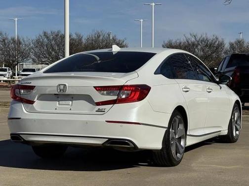 2020 Honda Accord Touring 2.0T