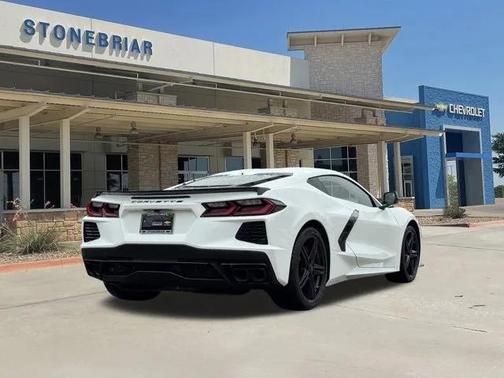2026 Chevrolet Corvette Stingray w/2LT