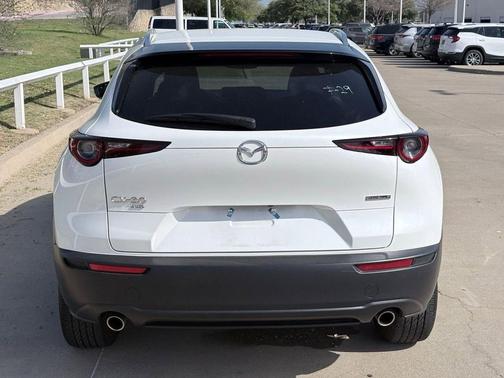 Snowflake White Pearl Mica 2025 Mazda CX-30 2.5 S Preferred Package