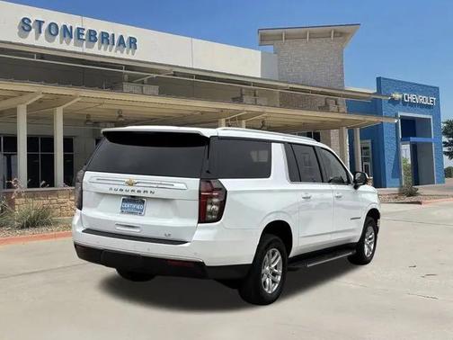 2023 Chevrolet Suburban LT