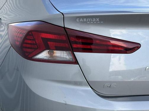 Fluid Metal 2020 Hyundai ELANTRA SE