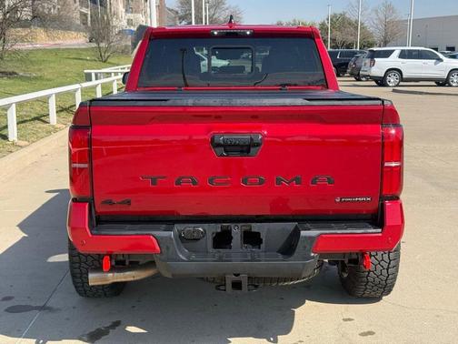 2025 Toyota Tacoma Hybrid TRD Sport