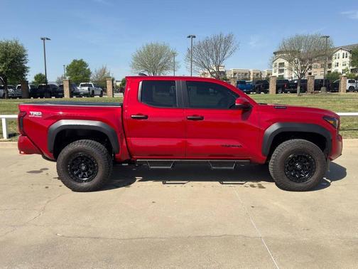 2025 Toyota Tacoma Hybrid TRD Sport
