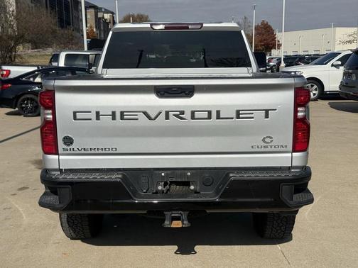 2022 Chevrolet Silverado 2500 Custom