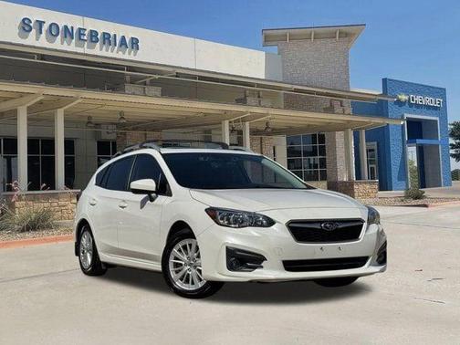 Crystal White Pearl 2018 Subaru Impreza 2.0i Premium