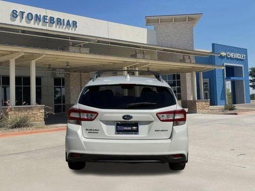 Crystal White Pearl 2018 Subaru Impreza 2.0i Premium