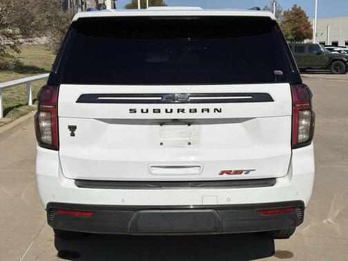 2021 Chevrolet Suburban RST