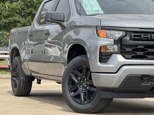 2025 Chevrolet Silverado 1500 Custom