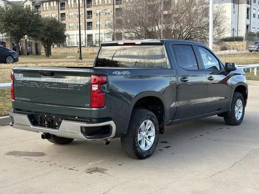 2025 Chevrolet Silverado 1500 LT
