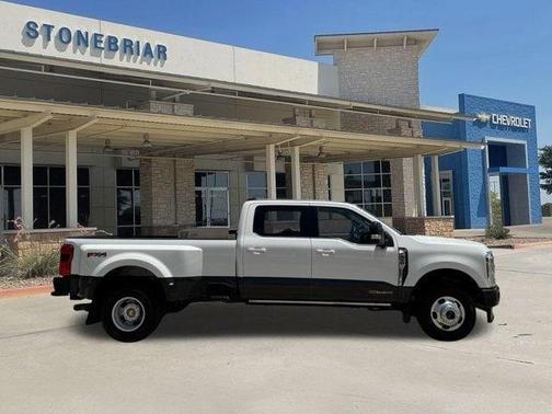 Star White Metallic Tri-Coat 2025 Ford F-350 King Ranch