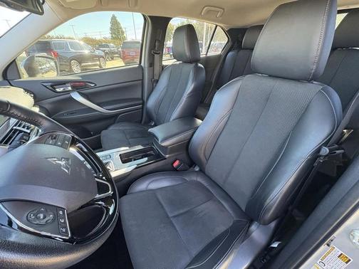 2024 Mitsubishi Eclipse Cross SE