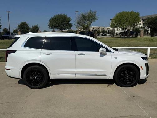 2024 Cadillac XT6 Premium Luxury FWD