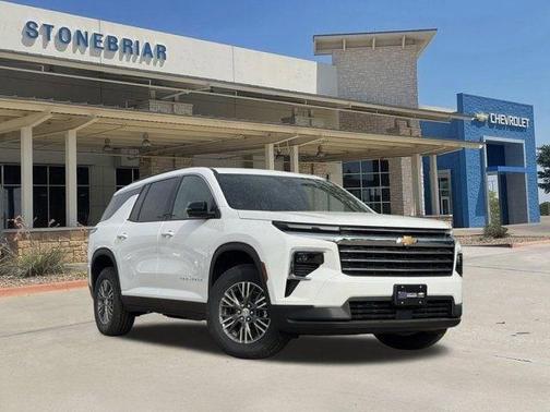 Summit White 2026 Chevrolet Traverse LT