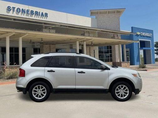 Ingot Silver Metallic 2013 Ford Edge SE