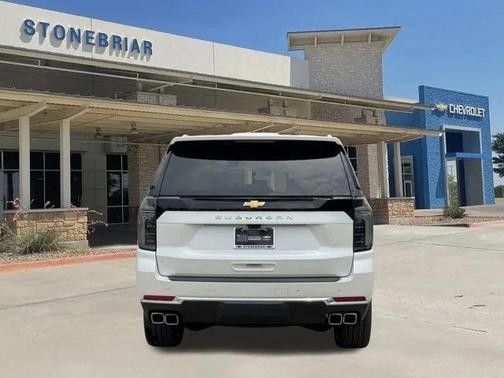 2025 Chevrolet Suburban 4WD High Country