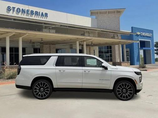 2025 Chevrolet Suburban 4WD High Country