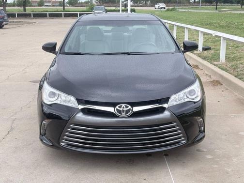 2016 Toyota Camry XLE