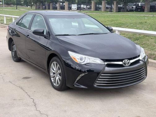 2016 Toyota Camry XLE