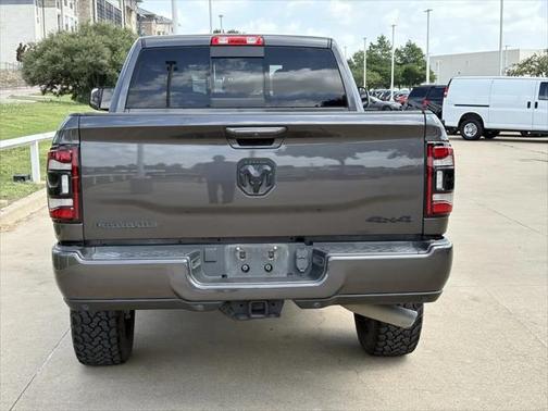 2021 RAM 2500 Laramie Crew Cab 4x4 6'4' Box