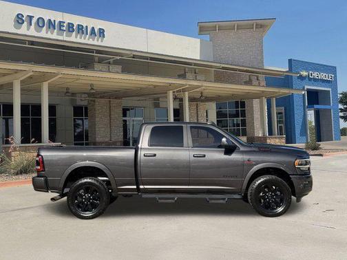 2021 RAM 2500 Laramie Crew Cab 4x4 6'4' Box