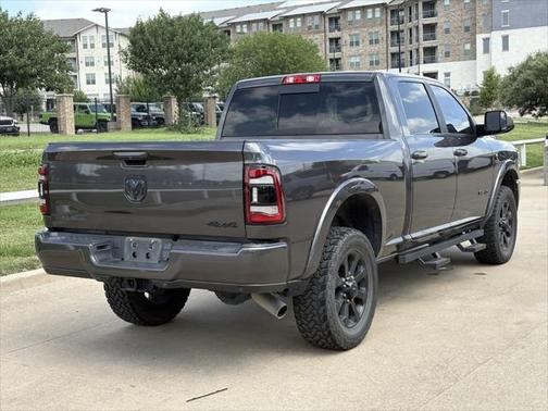 2021 RAM 2500 Laramie Crew Cab 4x4 6'4' Box