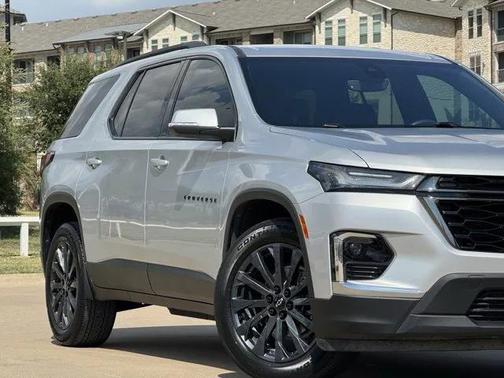 2022 Chevrolet Traverse RS