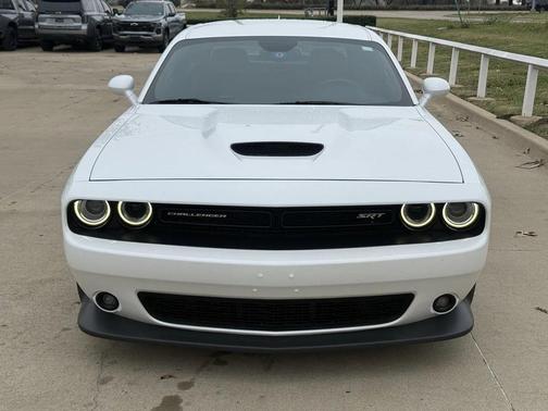 2016 Dodge Challenger SRT 392