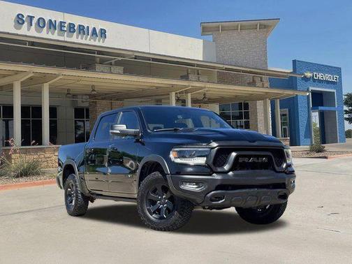 Diamond Black Crystal Pearlcoat 2020 RAM 1500 Rebel