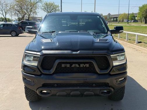 Diamond Black Crystal Pearlcoat 2020 RAM 1500 Rebel