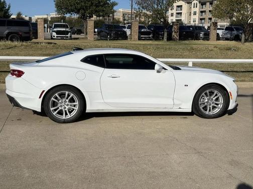 2023 Chevrolet Camaro 1LS