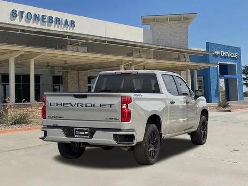 2024 Chevrolet Silverado 1500 Custom