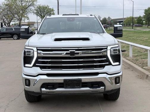 Summit White 2024 Chevrolet Silverado 2500 LTZ