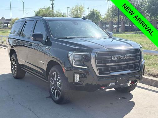 Onyx Black 2022 GMC Yukon 4WD AT4