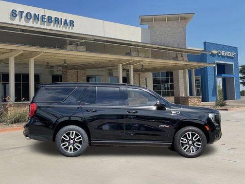 2022 GMC Yukon 4WD AT4