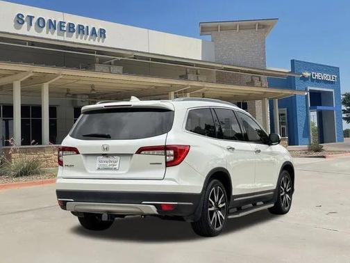 2019 Honda Pilot Touring 8-Passenger