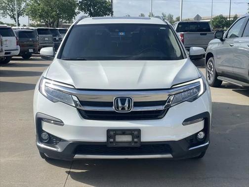 2019 Honda Pilot Touring 8-Passenger