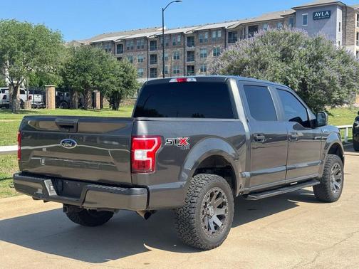 Magnetic Metallic 2018 Ford F-150 XL
