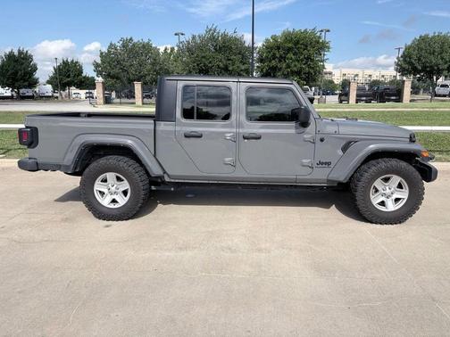 Sting-Gray Clearcoat 2022 Jeep Gladiator Sport S