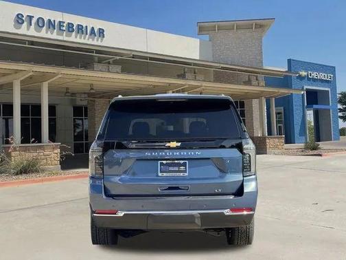 2026 Chevrolet Suburban LT