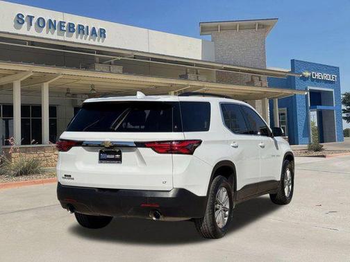Summit White 2023 Chevrolet Traverse LT Leather