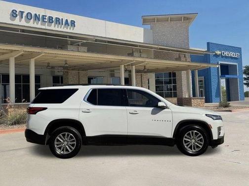 Summit White 2023 Chevrolet Traverse LT Leather