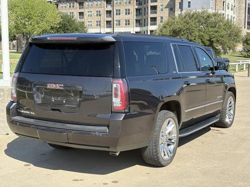2018 GMC Yukon XL SLT