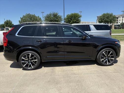 2019 Volvo XC90 T6 Momentum