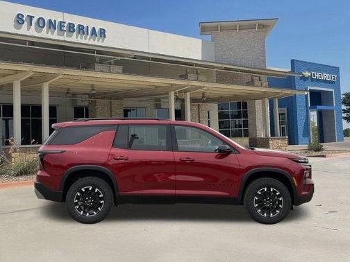 Radiant Red Tintcoat 2026 Chevrolet Traverse AWD Z71