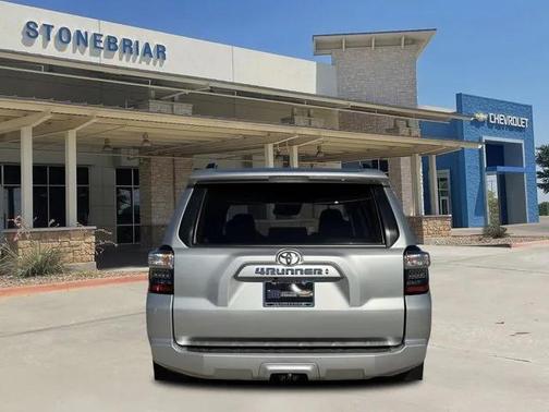 2023 Toyota 4Runner SR5